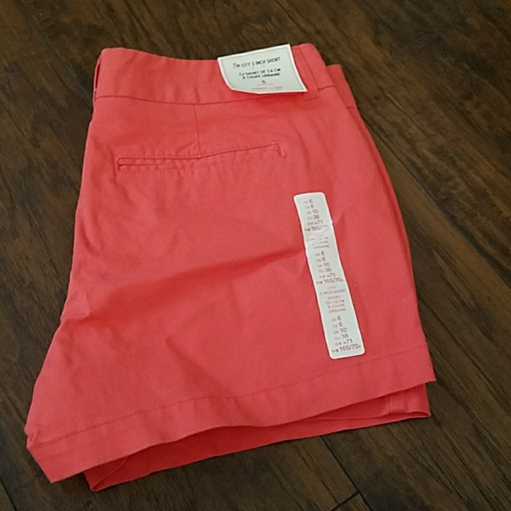 Gap shorts